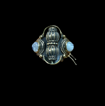 Load image into Gallery viewer, Spinner Ring
