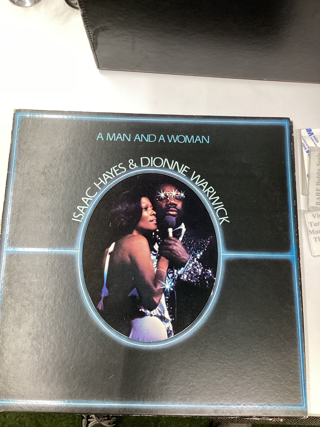 Isaac Hayes & Dionne Warwick