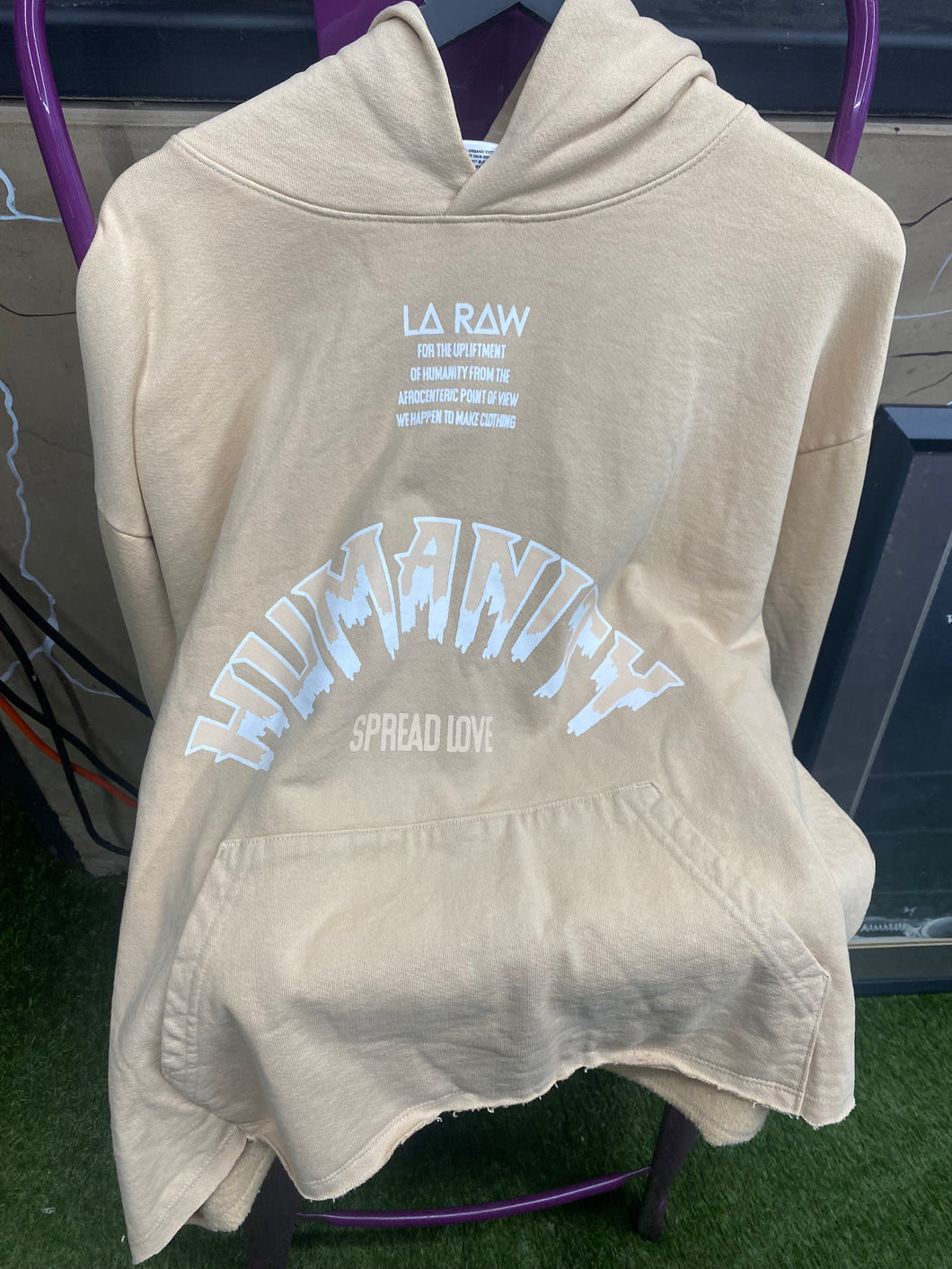 LA RAW Hoddie Spread Love