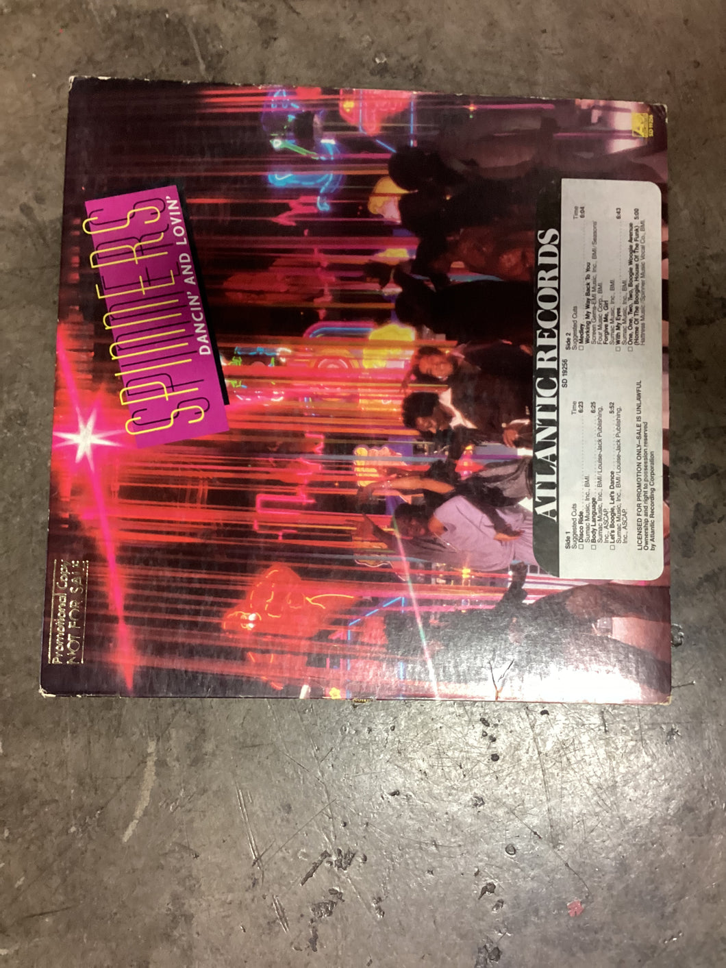 Spinners Dancin' and Lovin'